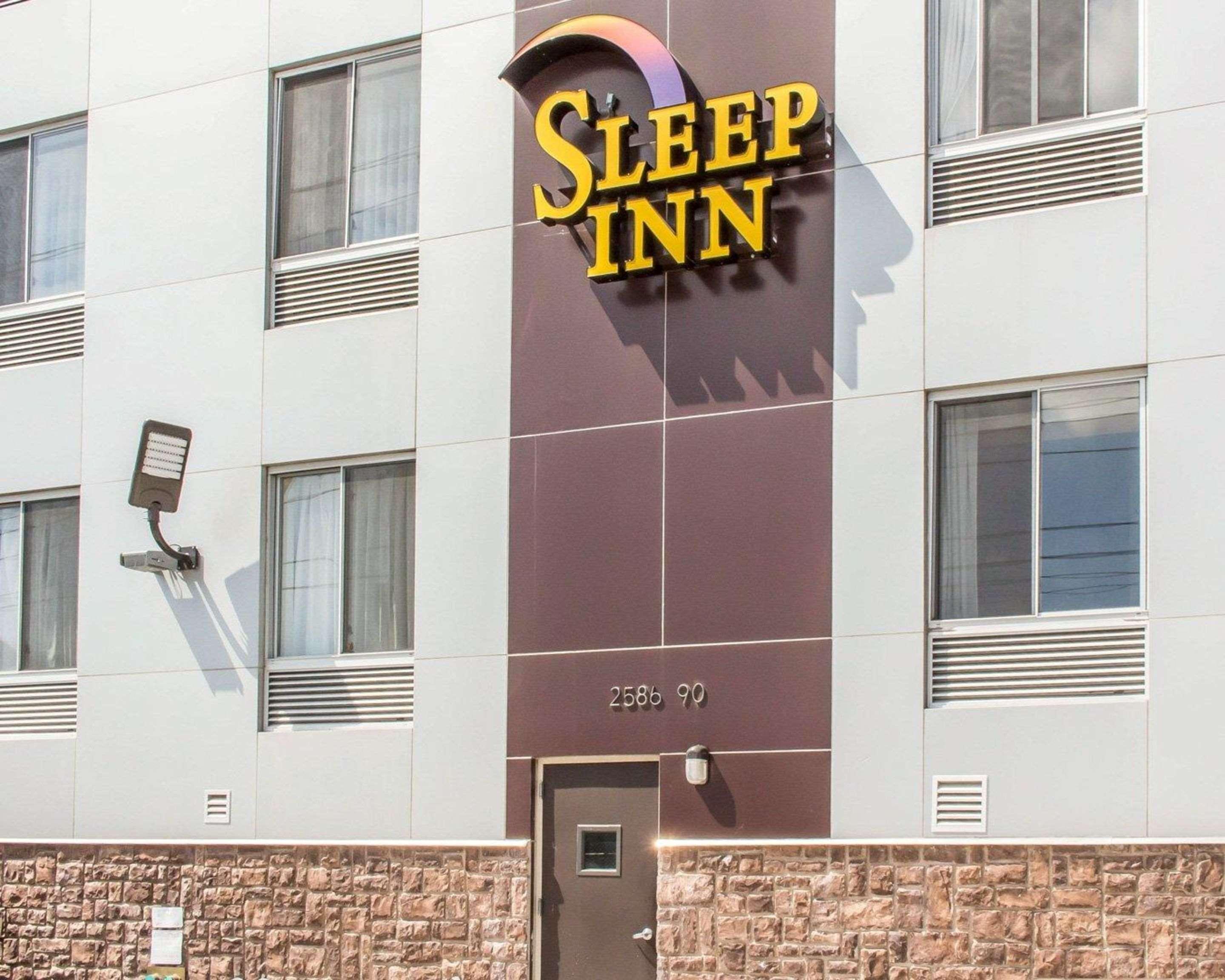 Sleep Inn Brooklyn Coney Island New York City Exterior photo