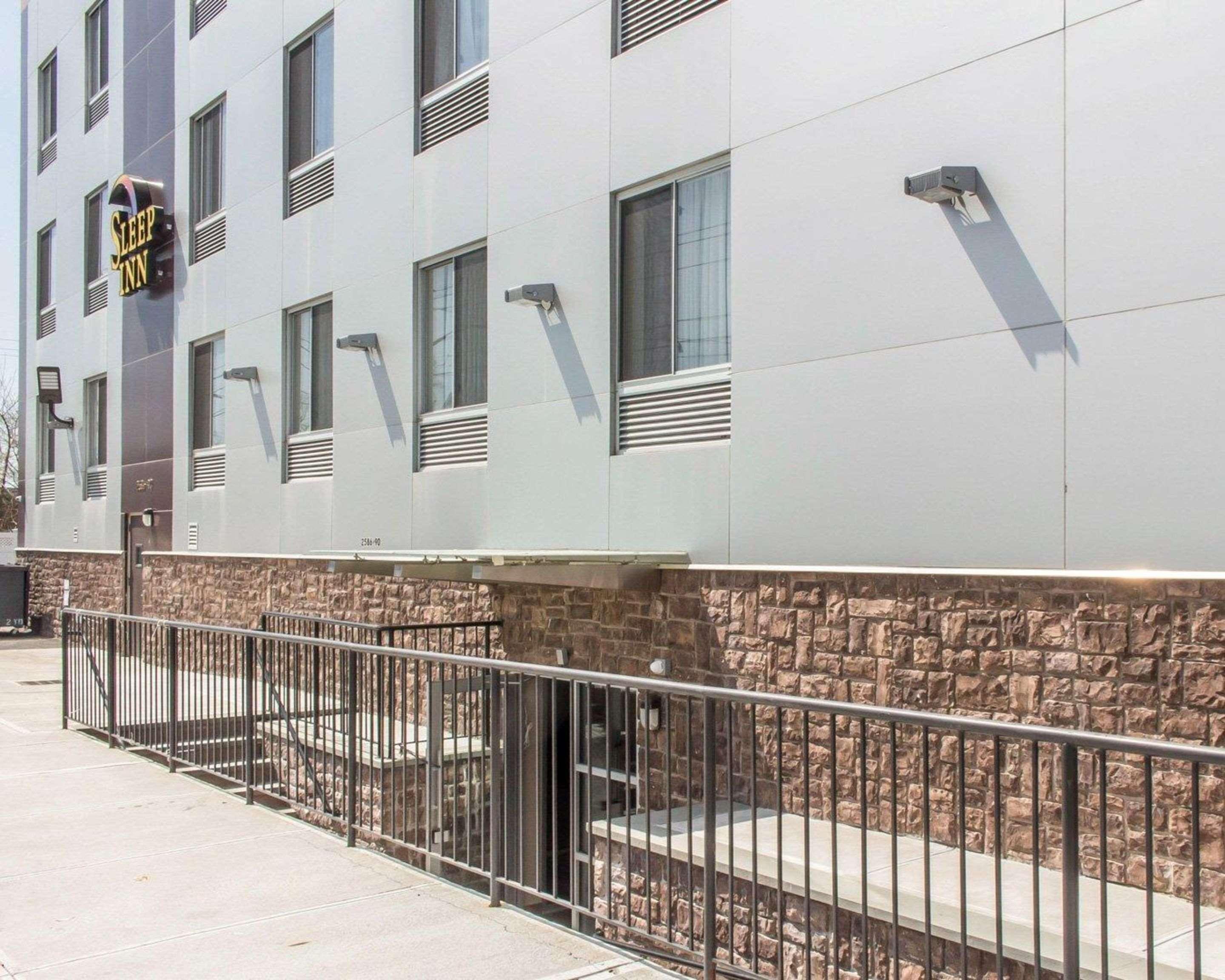 Sleep Inn Brooklyn Coney Island New York City Exterior photo