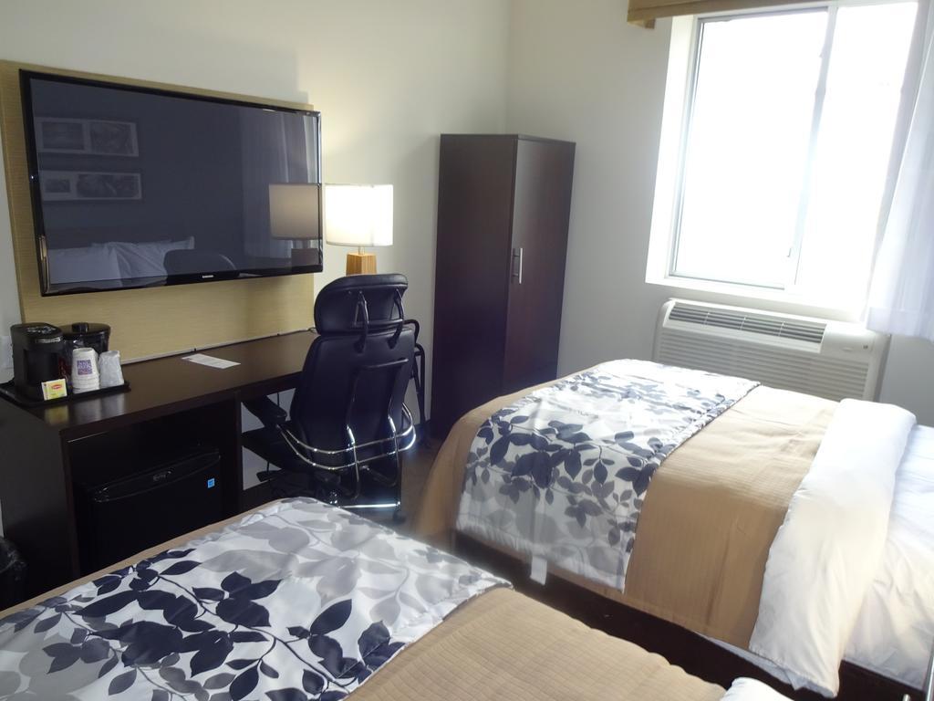 Sleep Inn Brooklyn Coney Island New York City Room photo